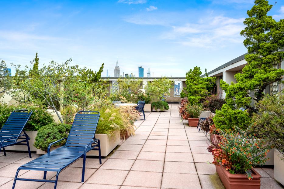 60 East 8th Street, Unit 22F Manhattan, NY 10003 - Photo 9 of 13