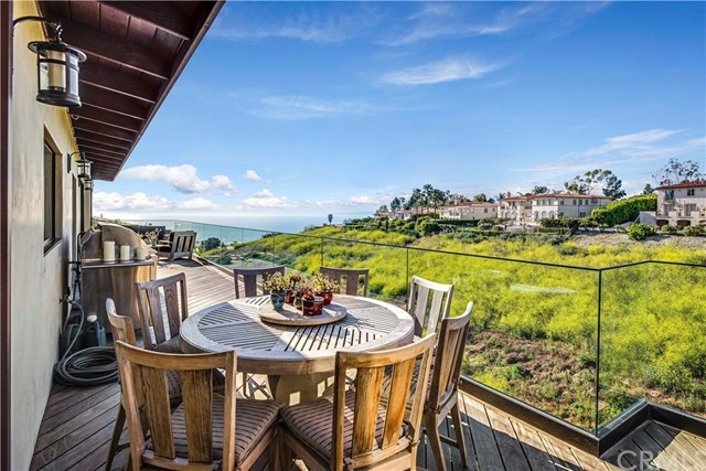 1539 Vía Coronel Palos Verdes Estates, CA 90274 - Photo 11 of 29