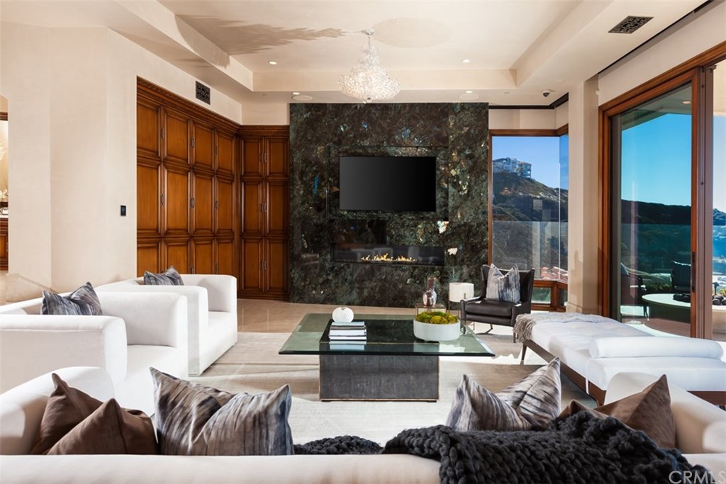 21 Beach View Avenue Dana Point, CA 92629 - Photo 20 of 35