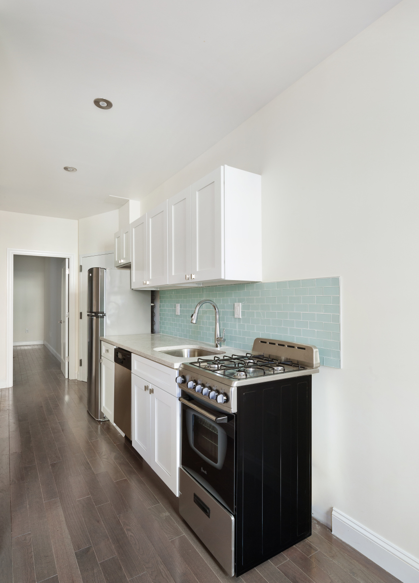 206 East 7th Street, Unit 5 Manhattan, NY 10009 - Photo 3 of 9