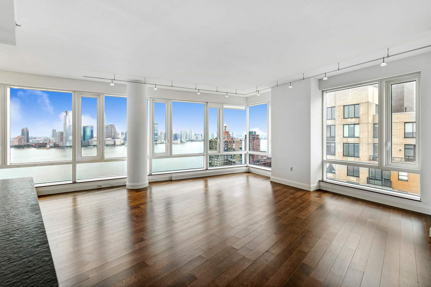 70 Little West Street, Unit 26B Manhattan, NY 10004 - Photo 2 of 13