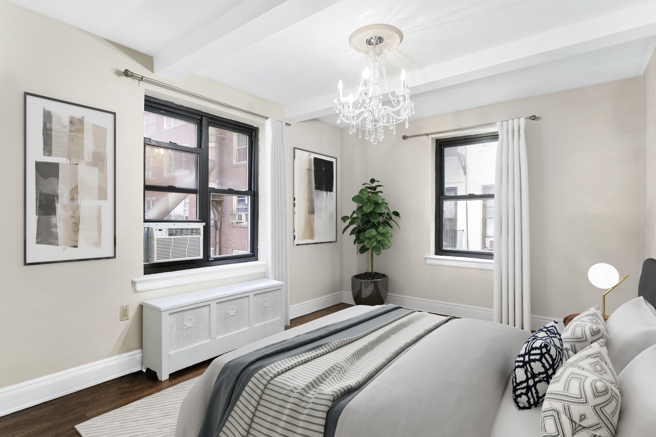 245 East 72nd Street, Unit 3E Manhattan, NY 10021 - Photo 3 of 9