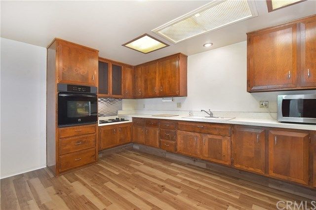 $140,000 | 13930 Church Place, Unit 69H, Seal Beach, CA 90740