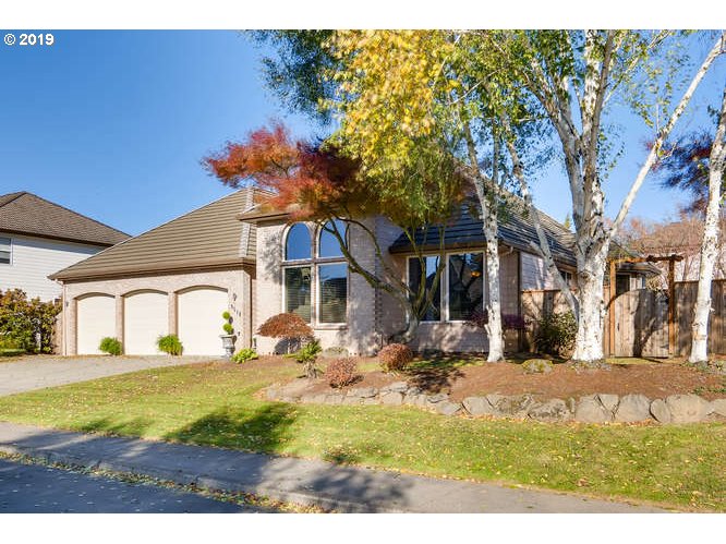 8519 Northwest 19th Avenue Vancouver, WA 98665 - Photo 4 of 32