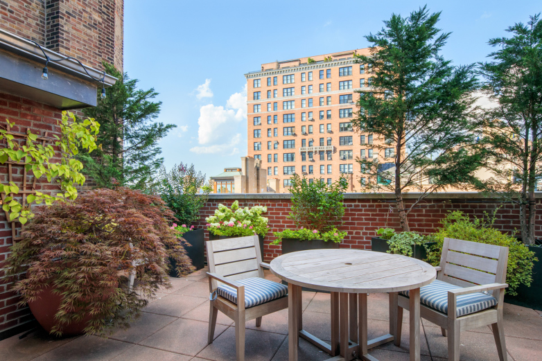 323 West 74th Street, Unit PH Manhattan, NY 10023 - Photo 15 of 20