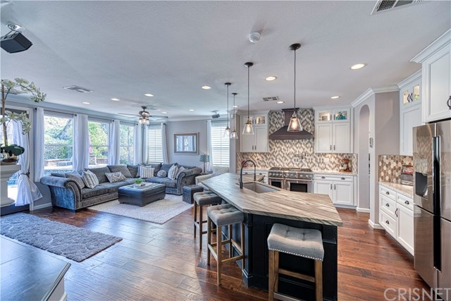 25935 Royal Oaks Road Stevenson Ranch, CA 91381 - Photo 16 of 63