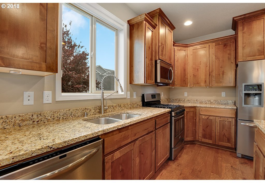 502 North 39th Place Ridgefield, WA 98642 - Photo 9 of 31 Gallery Image 9