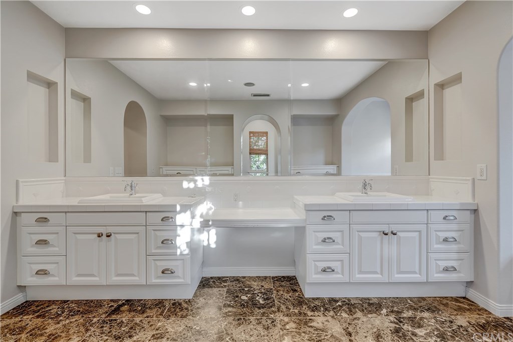 22 Ferrand Newport Coast, CA 92657 - Photo 38 of 68