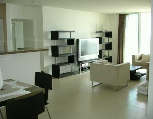 90 Alton Road, Unit 2503 Miami Beach, FL 33139 - Photo 6 of 8