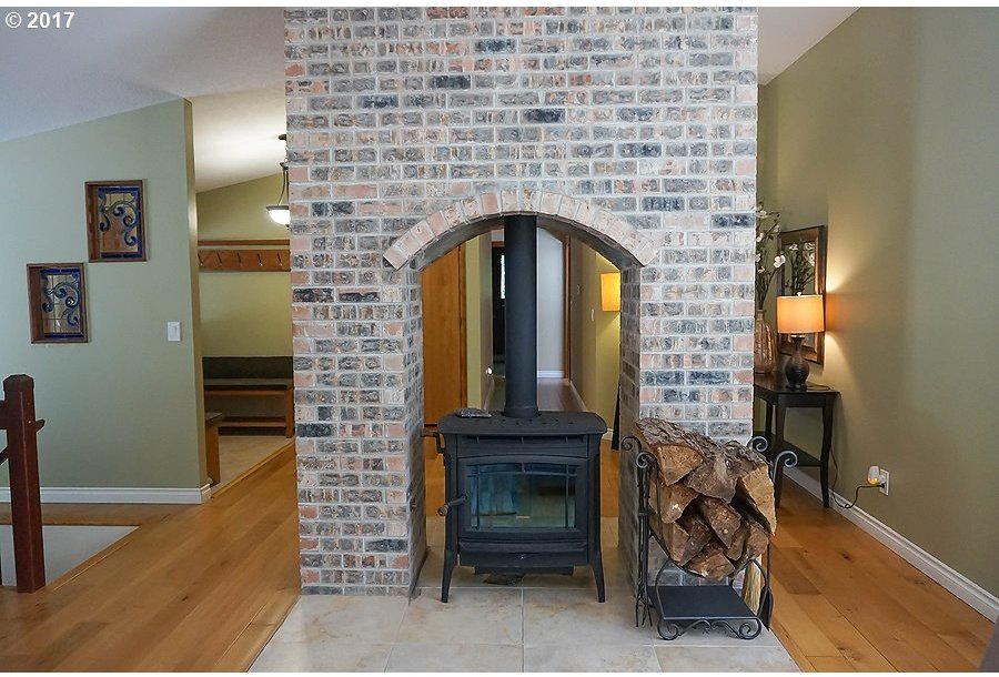 5750 Northwest Cornell Road Portland, OR 97210 - Photo 7 of 32