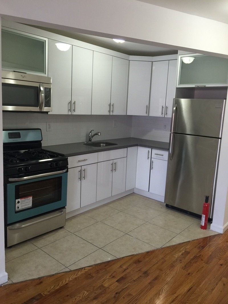 218 Lexington Avenue, Unit 1 Brooklyn, NY 11216 - Photo 1 of 5