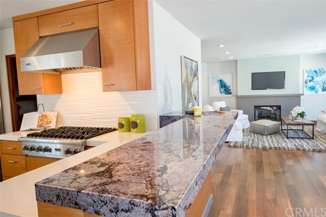 3215 Vista Drive Manhattan Beach, CA 90266 - Photo 3 of 36