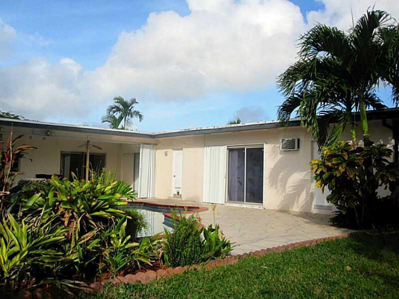 4820 West Park Road Hollywood, FL 33021 - Photo 8 of 35