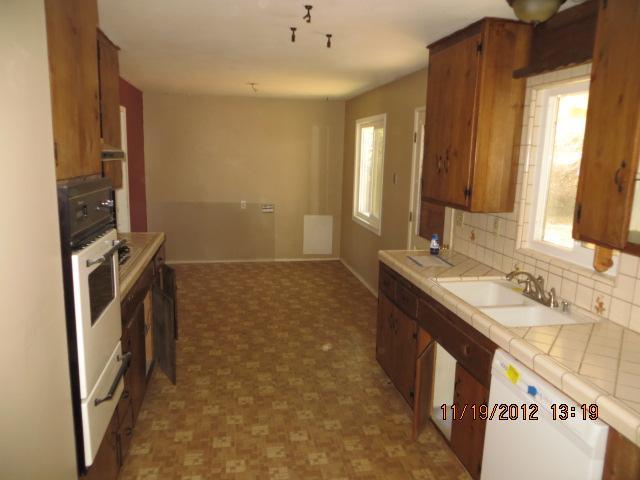 511 Carroll Way Tehachapi, CA 93561 - Photo 17 of 20 Gallery Image 17