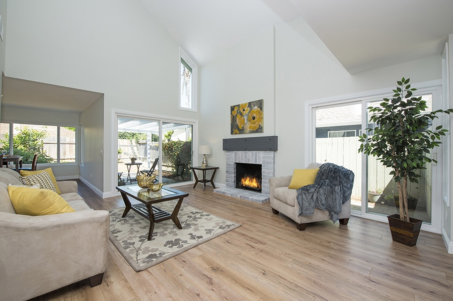 158 Rodney Avenue Encinitas, CA 92024 - Photo 3 of 25