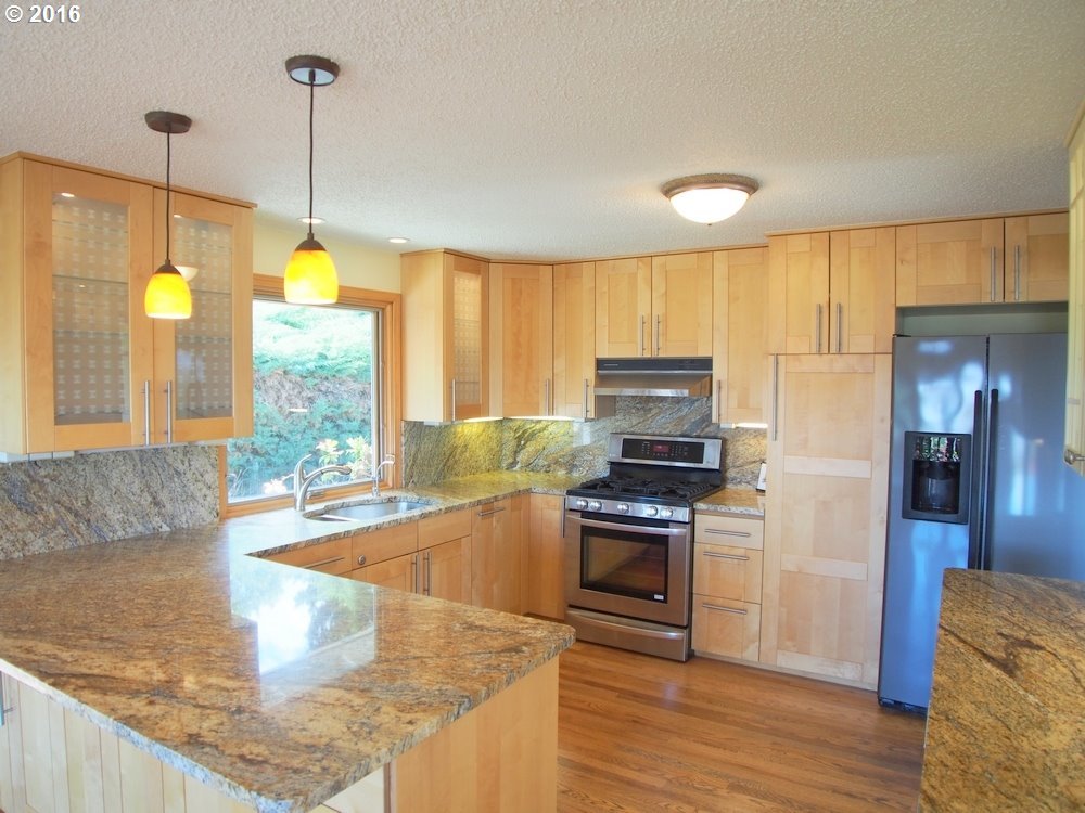 4277 Skyline Road The Dalles, OR 97058 - Photo 5 of 26 Gallery Image 5