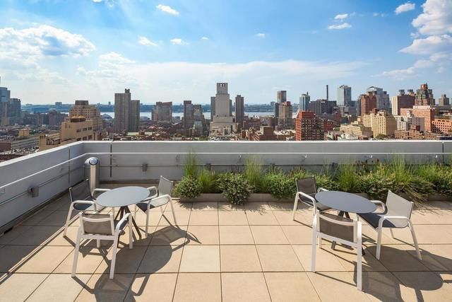 $1,365,000 | 301 West 53rd Street, Unit 17B | Hell's Kitchen
