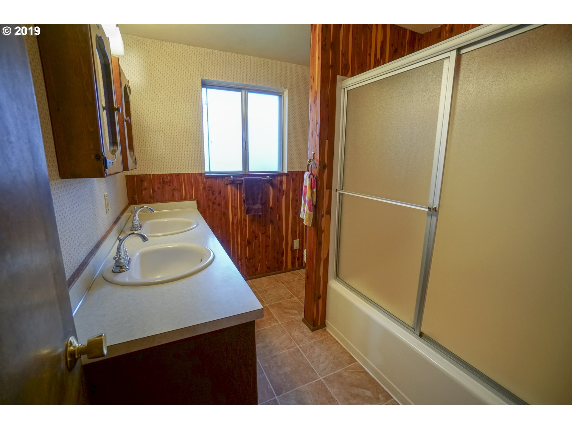 36975 Camp Creek Road Springfield, OR 97478 - Photo 17 of 32