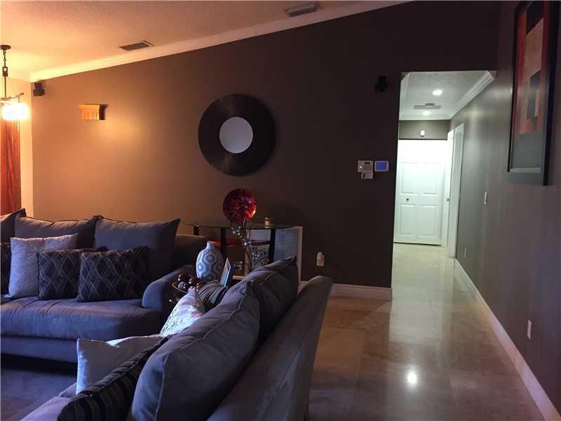 13721 Southwest 280th Terrace Homestead, FL 33033 - Photo 5 of 20