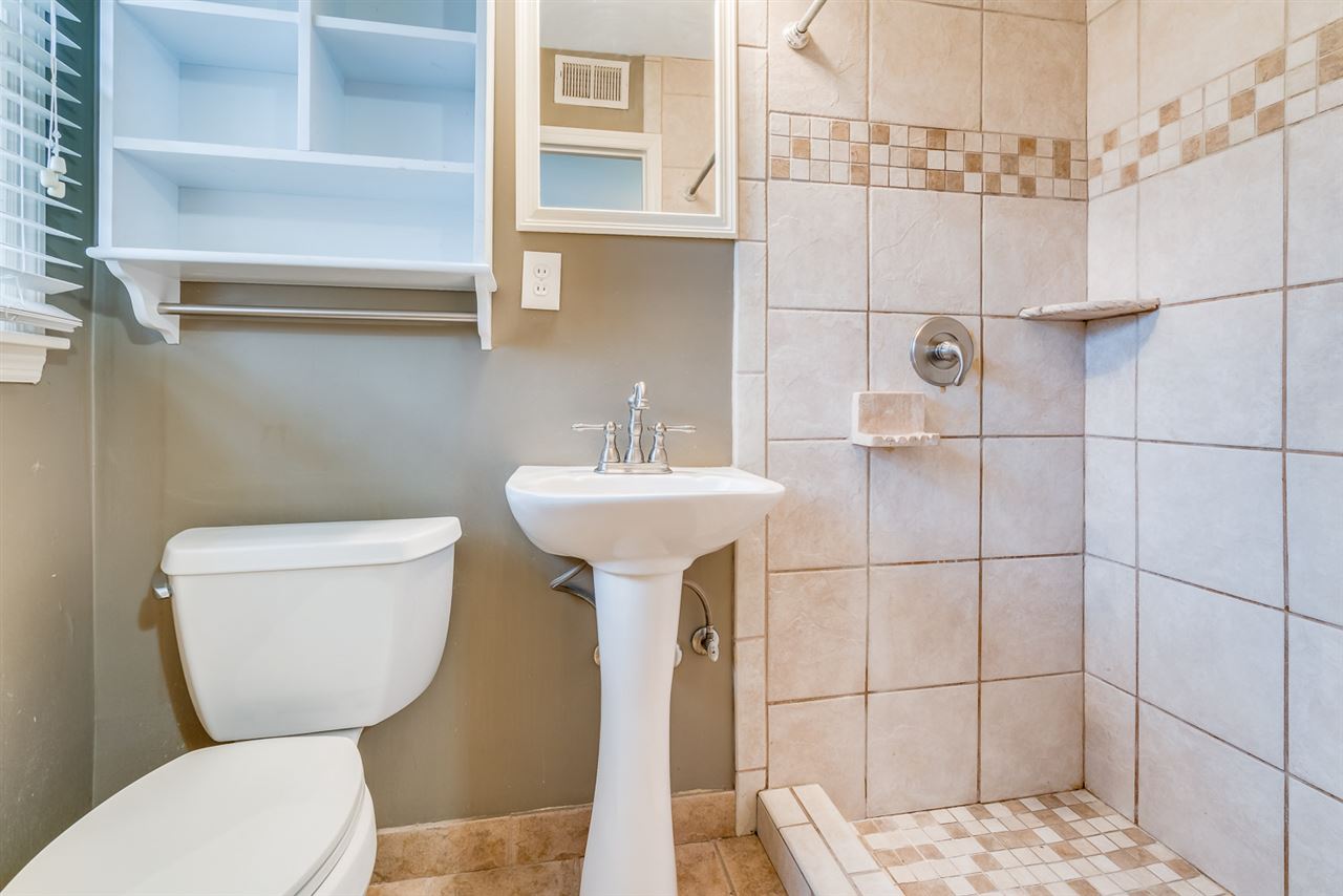 1533 Cranford Road Memphis, TN 38117 - Photo 16 of 16 Gallery Image 16