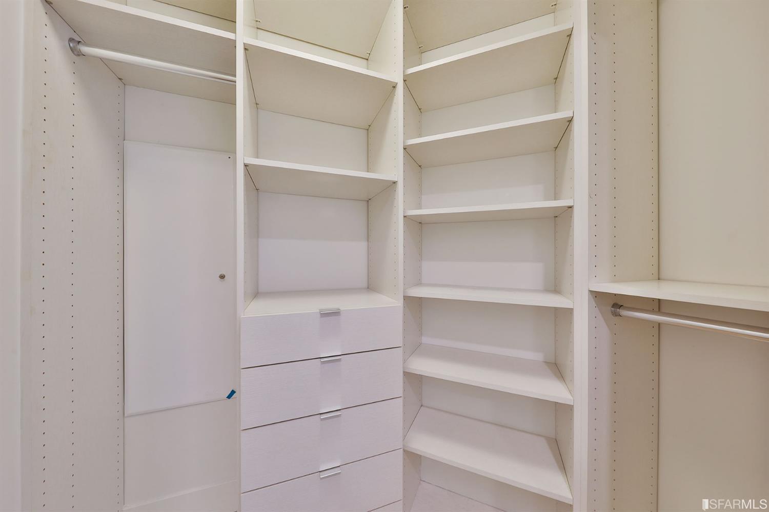 201 Folsom Street, Unit 10G San Francisco, CA 94105 - Photo 12 of 31