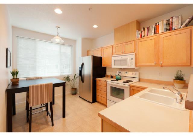 15410 Southwest Sparrow Loop, Unit 102 Beaverton, OR 97007 - Photo 8 of 16 Gallery Image 8