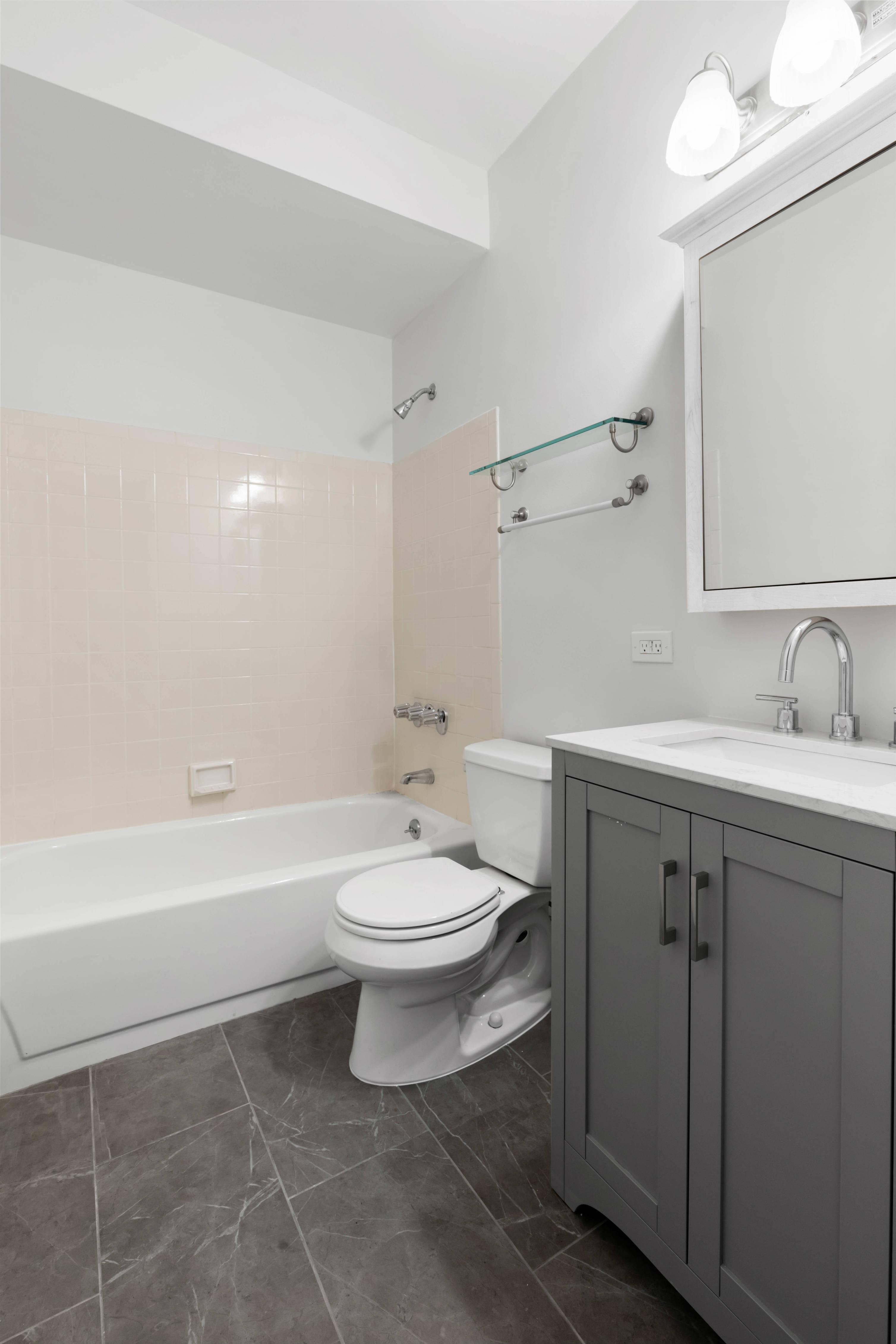 110 Manhattan Avenue, Unit 2A Manhattan, NY 10025 - Photo 13 of 18