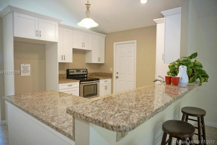 315 Southwest Salerno Road Stuart, FL 34997 - Photo 4 of 32 Gallery Image 4