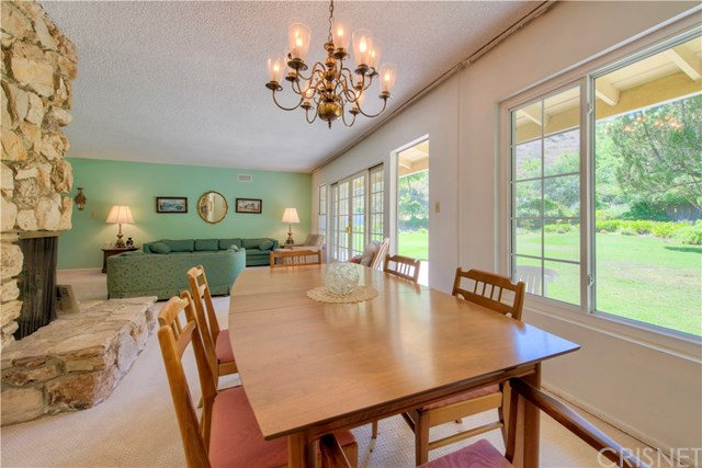 15500 Royal Ridge Road Sherman Oaks, CA 91403 - Photo 13 of 31