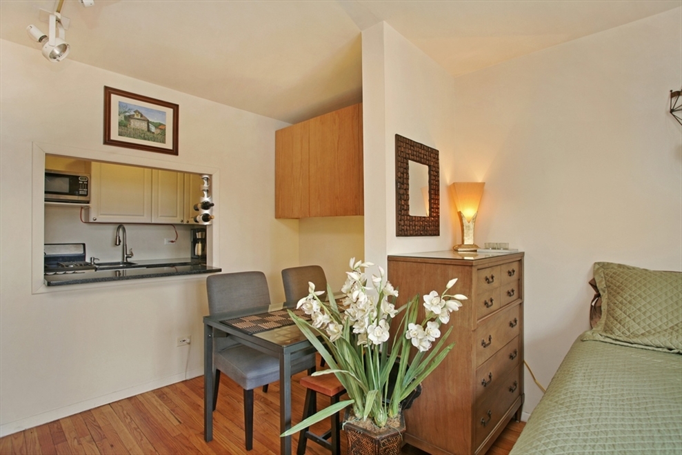 88 Bleecker Street, Unit 2E Manhattan, NY 10012 - Photo 4 of 6