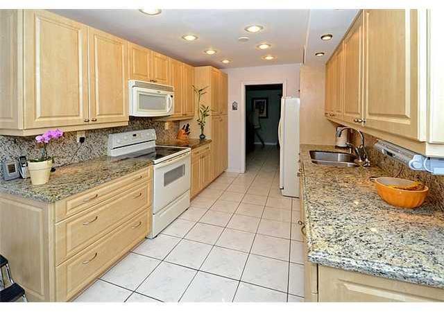 3341 Raleigh Street, Unit 2B Hollywood, FL 33021 - Photo 2 of 23 Gallery Image 2
