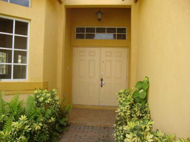 20337 Southwest 88th Court Miami, FL 33189 - Photo 5 of 7