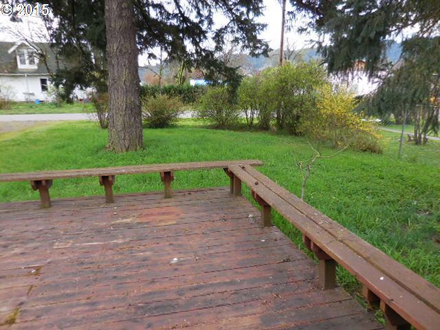 1405 Gleason Road Sutherlin, OR 97479 - Photo 9 of 10 Gallery Image 9