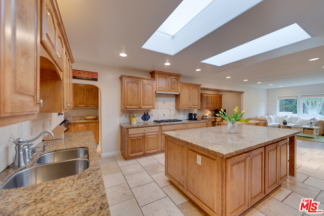 10578 Putney Road Los Angeles, CA 90064 - Photo 17 of 53