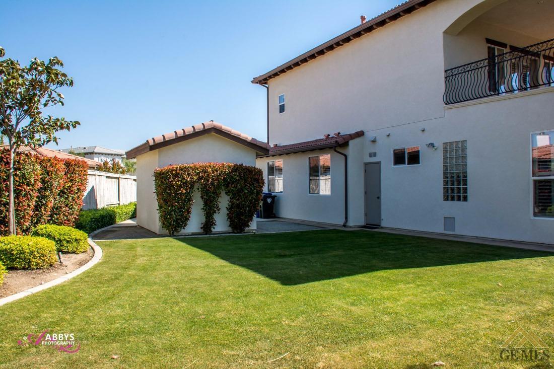 13407 Raphael Avenue Bakersfield, CA 93306 - Photo 37 of 40