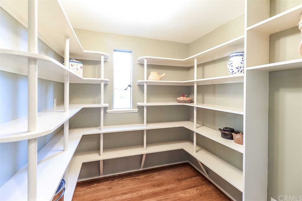 975 Hillcrest Drive Upland, CA 91784 - Photo 12 of 65