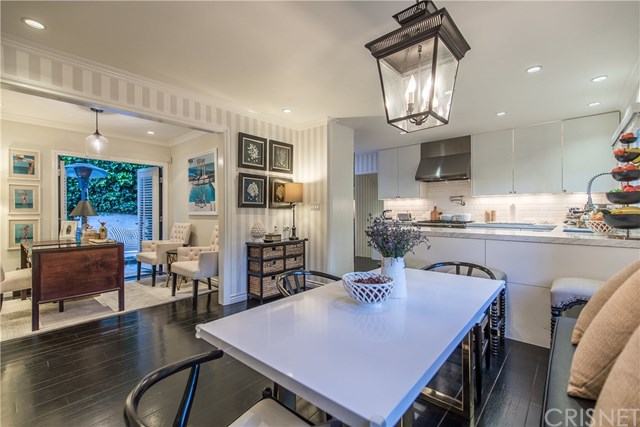 8809 Evanview Drive Los Angeles, CA 90069 - Photo 12 of 46