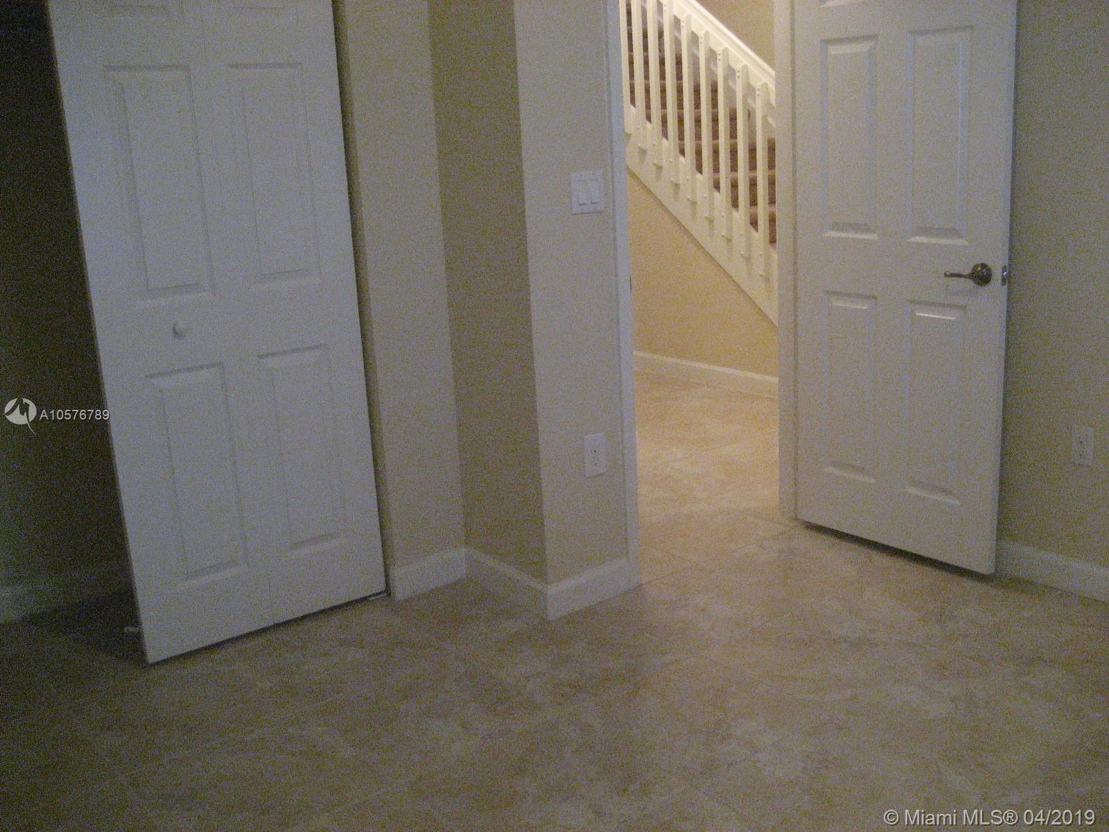 16625 Southwest 44th Street Miami, FL 33185 - Photo 17 of 29