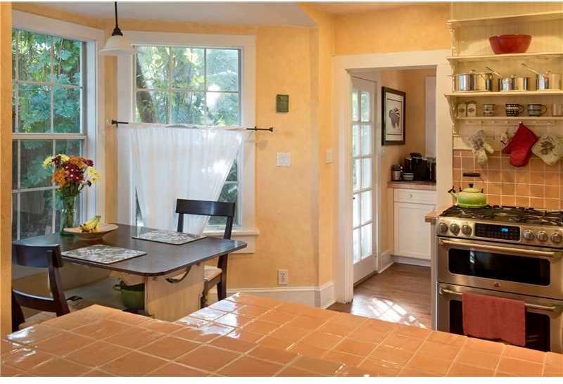 3571 Linden Lane Miami, FL 33133 - Photo 10 of 24