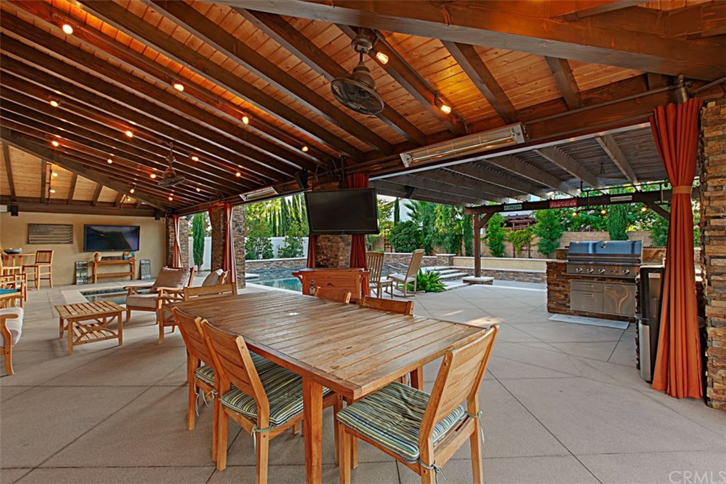 41275 St Croix Temecula, CA 92591 - Photo 37 of 44