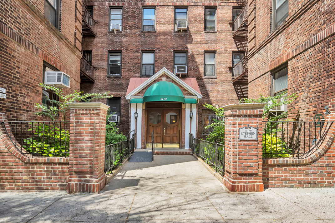 Stephen Hall 35-40 82nd St, Queens, NY 11372 - Photo 2 of 3
