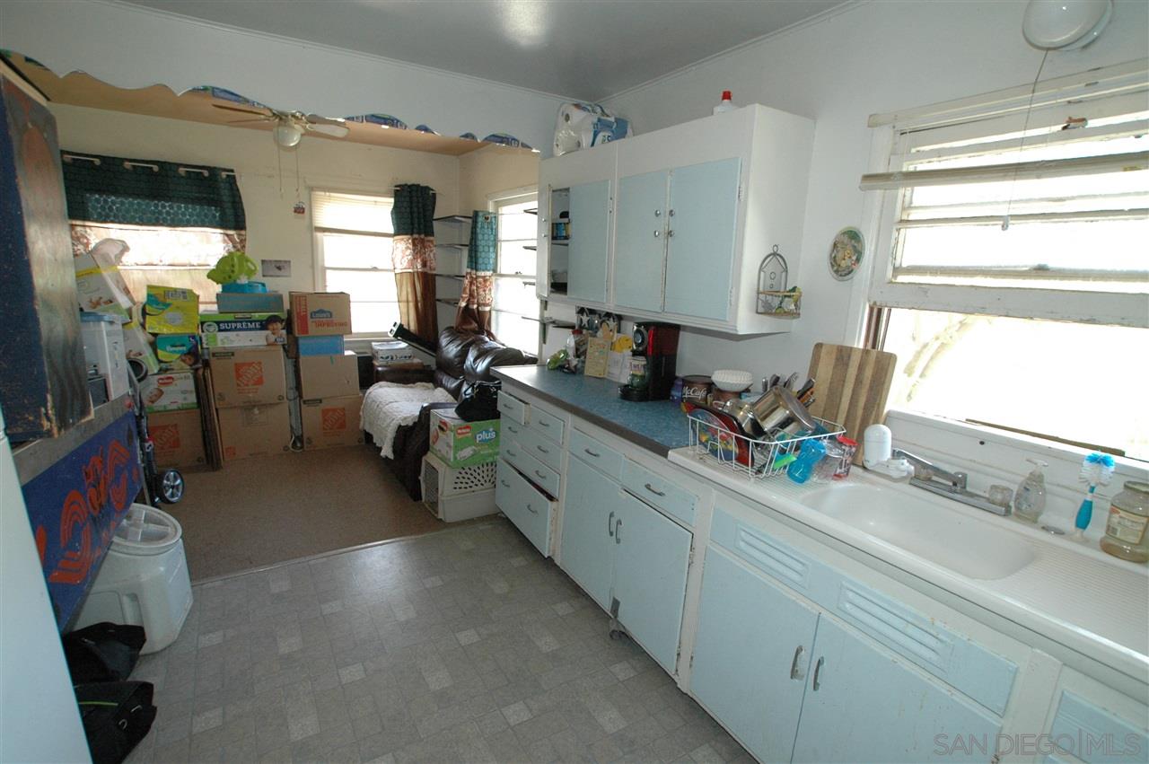 14849 Crystal View Road El Cajon, CA 92021 - Photo 20 of 25 Gallery Image 20