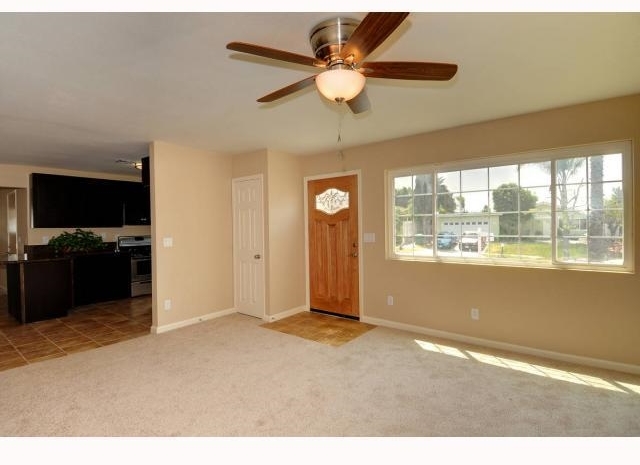 190 Monroe Street Oceanside, CA 92057 - Photo 7 of 15