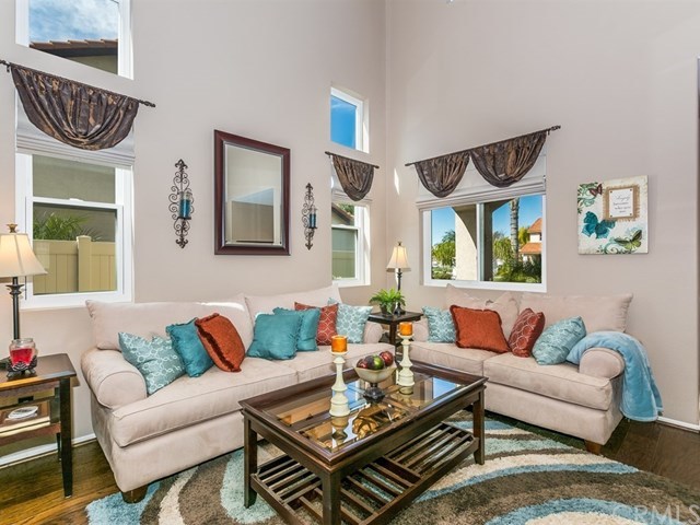 33219 Fox Road Temecula, CA 92592 - Photo 3 of 38