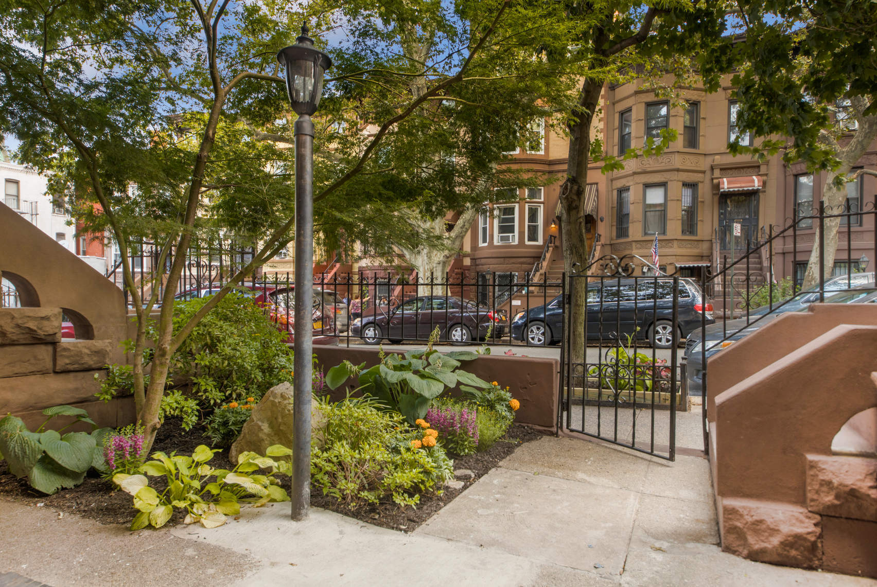 424 55th Street Brooklyn, NY 11220 - Photo 3 of 27