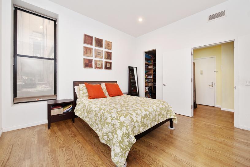 56 Pine Street, Unit 3D Manhattan, NY 10005 - Photo 3 of 11