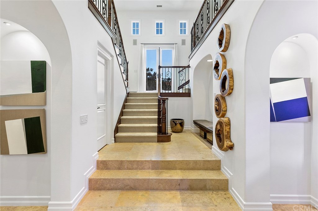 20 Highpoint Irvine, CA 92603 - Photo 7 of 65