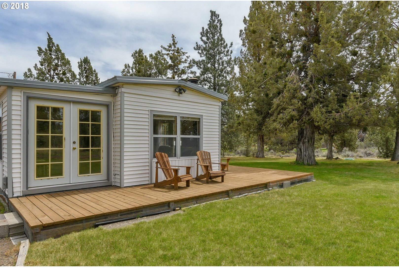 63475 Hamehook Road Bend, OR 97701 - Photo 15 of 32