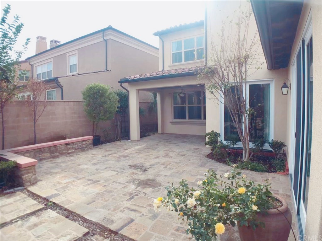 27 Statuary Irvine, CA 92620 - Photo 18 of 24