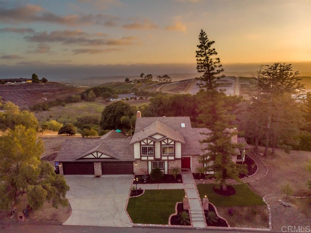 6217 Hidden Valley Road Fallbrook, CA 92028 - Photo 2 of 25